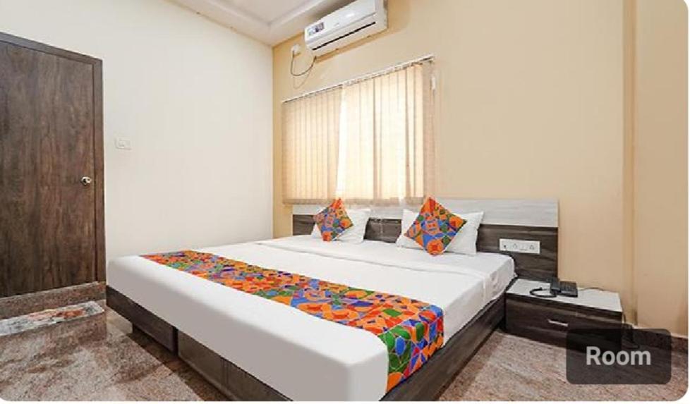 Lavish Residency Hotel Бангалор Екстериор снимка